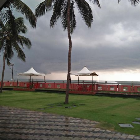 Marmara Beach House Hotell Kannur Exteriör bild