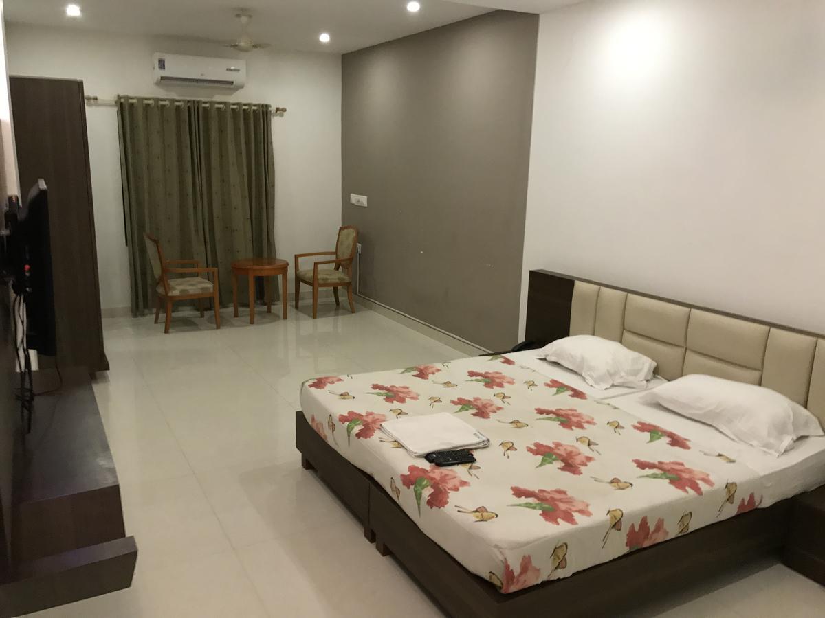 Marmara Beach House Hotell Kannur Exteriör bild